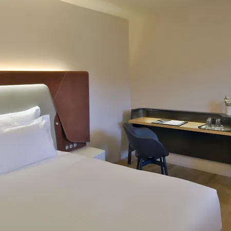 Les Haras فندق 4*