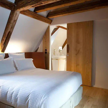 Les Haras 4*